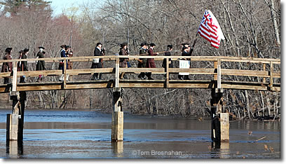 Minutemen march over Old North Bridge, Concord MA